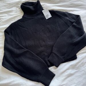 H&M Black Ribbed Turtleneck Sweater | Size XS | NWT